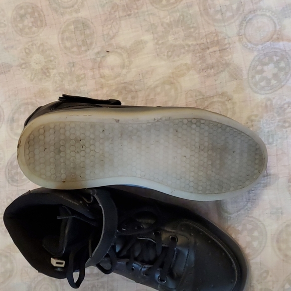 High Top  Rechargeable.  light up shoes. - Picture 8 of 9
